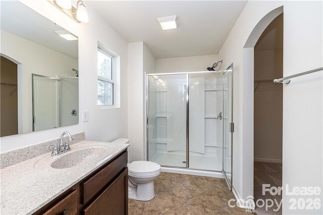 Building Photo - 824 Yorkshire Dr