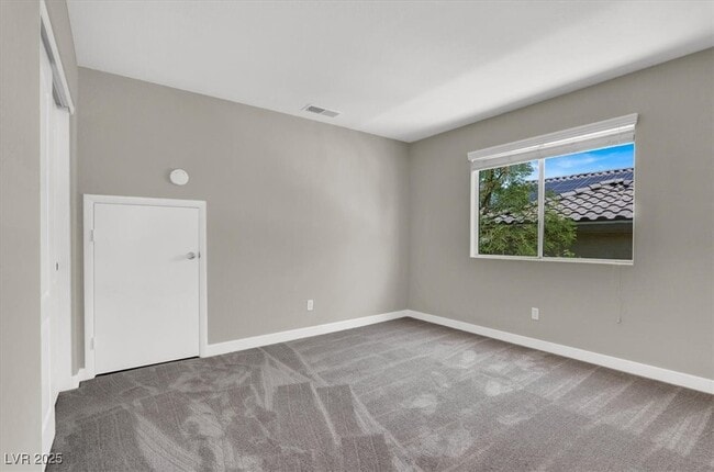 Building Photo - 8 Desert Dawn Ln