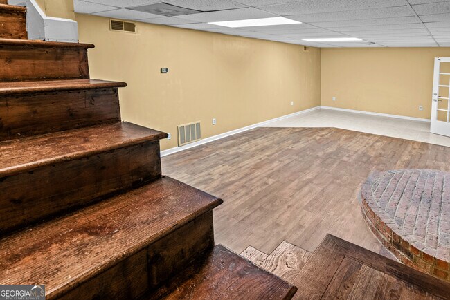 Building Photo - 161 Pinecrest Terrace