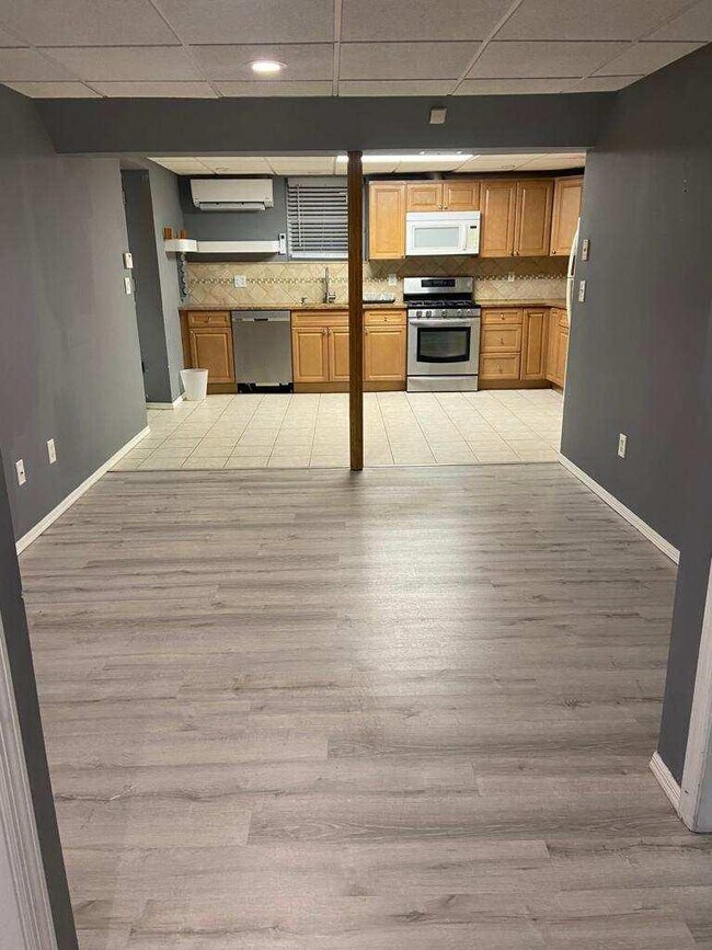 202 Hawthorne St 202 Hawthorne St Mastic NY 11950 Apartment Finder