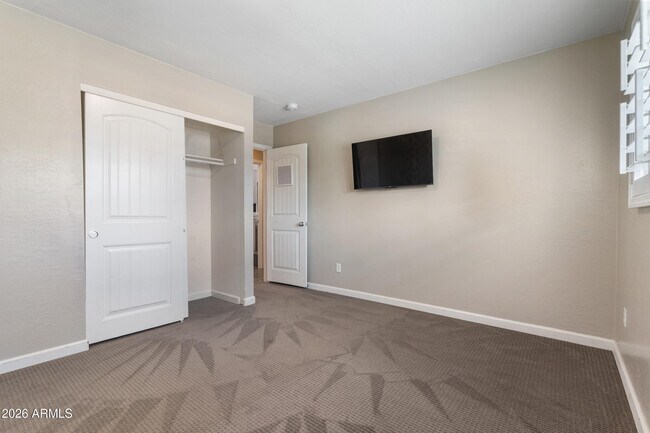 Building Photo - 4014 N 81st St