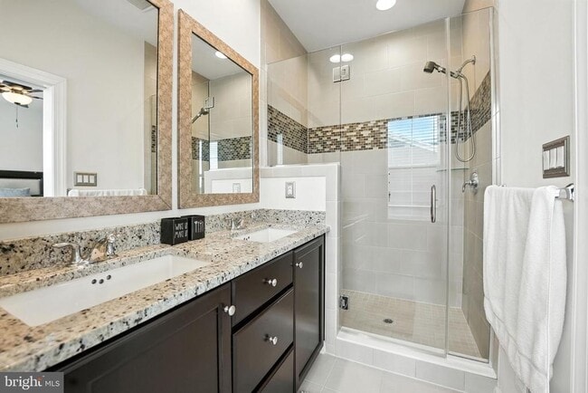 Building Photo - 610 Watermans Dr