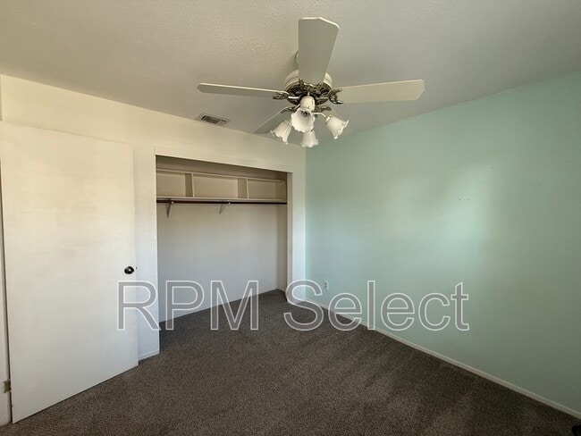 Building Photo - 8670 Sumerlin Ct