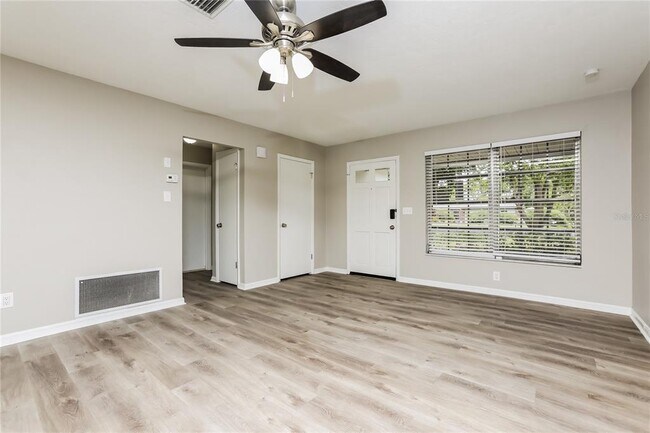 Building Photo - 1380 Gainesville Dr