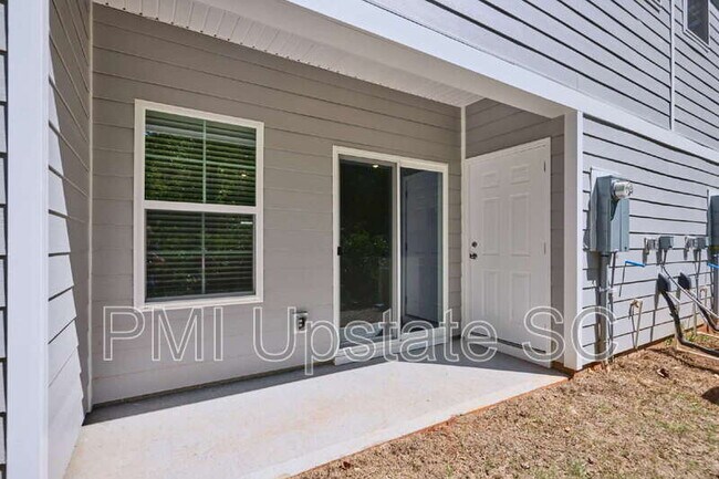 Building Photo - 105 Pendleton Place Way