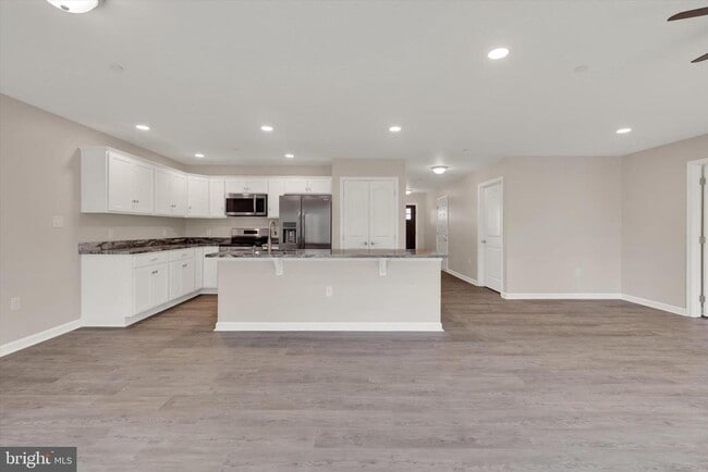 Building Photo - 13918 Patriot Way