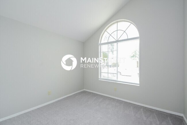 Building Photo - 3 Bedroom Pet-Friendly Home in Tucson, AZ with Main Street Renewal