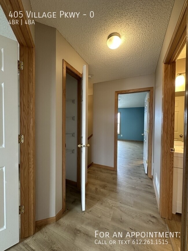 Building Photo - 405 Village Pkwy