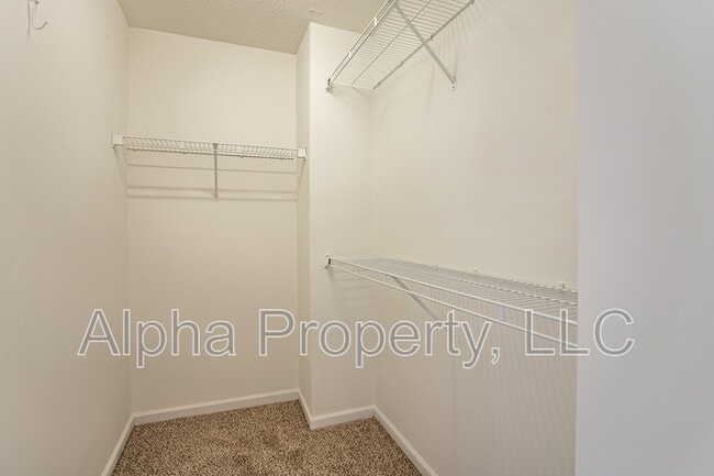 Building Photo - 631 Timber Walk Dr