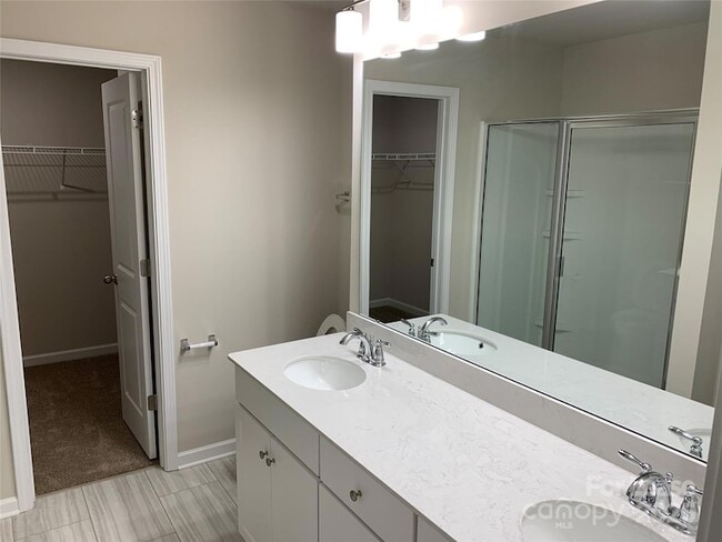 Building Photo - 7327 Neal Rd