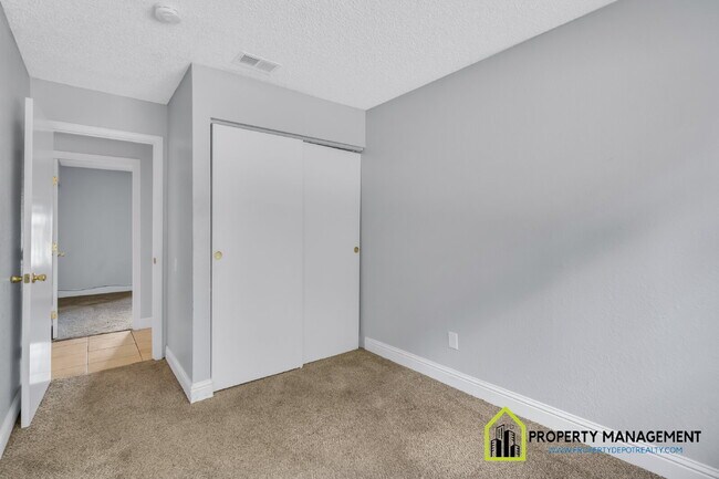 Building Photo - Remodeled 4-Bedroom Retreat with Large Backyard