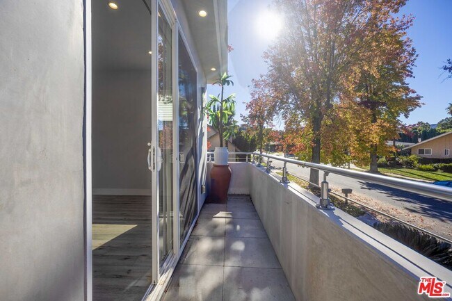 Building Photo - 4538 Dempsey Ave