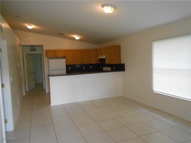 Building Photo - 4944 Golfview Blvd