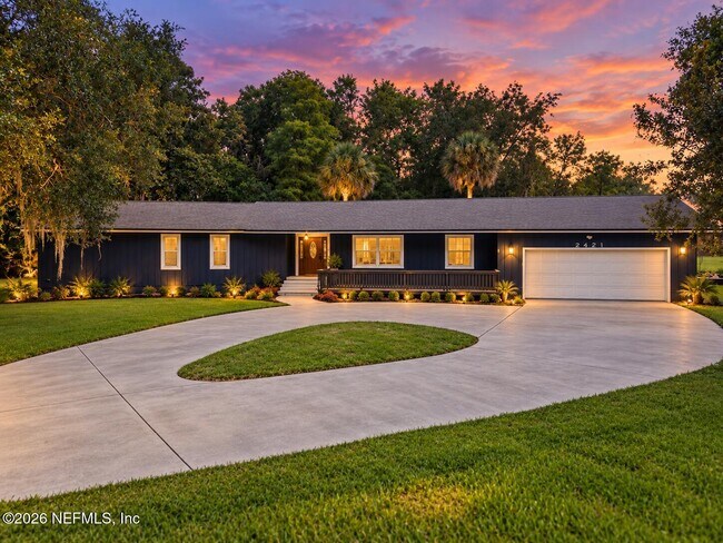 Building Photo - 2421 Dogwood Ln