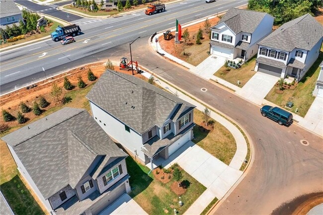 Building Photo - 3631 Village Vw