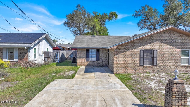 Building Photo - 5119 Marla Dr