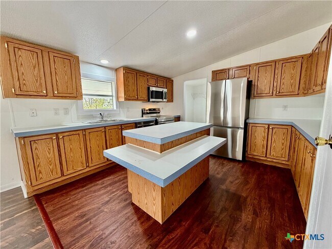 Building Photo - 831 Rolling Block Dr
