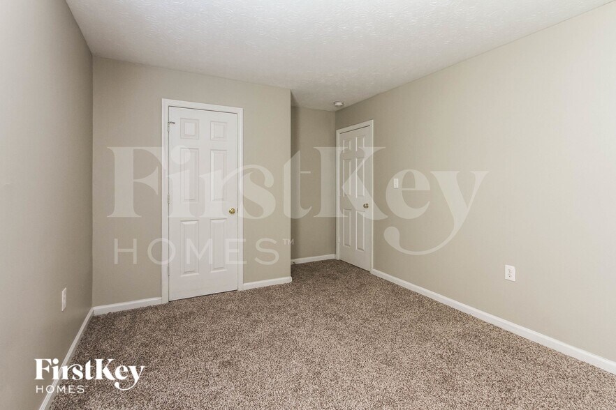 Building Photo - 2416 Borgman Dr