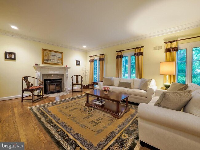 Building Photo - 6513 Kenhill Rd