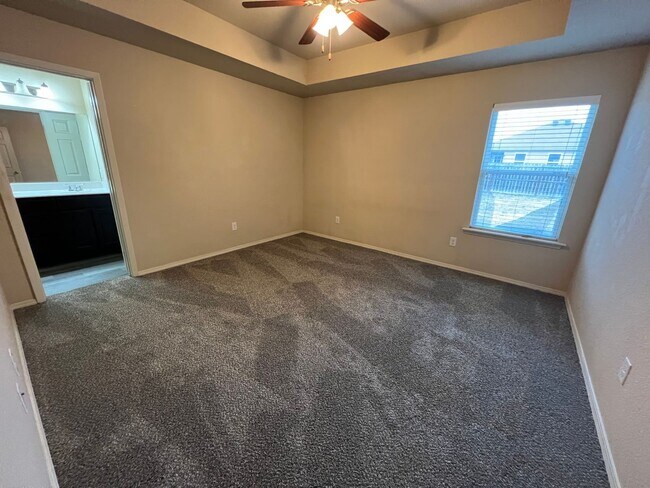 Building Photo - 6316 Lena Dr