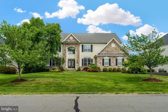 Building Photo - 22374 Dolomite Hills Dr