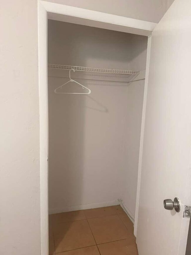 Building Photo - 314 Douglass Ave