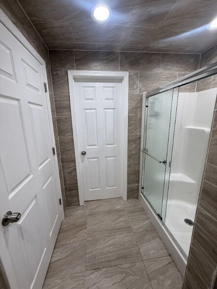 Building Photo - 58727 E Sleepy Hollow Dr