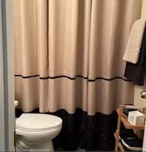 Bathroom - 2137 Highland Ave