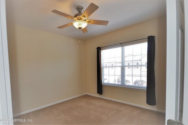Building Photo - 12301 Kernan Forest Blvd