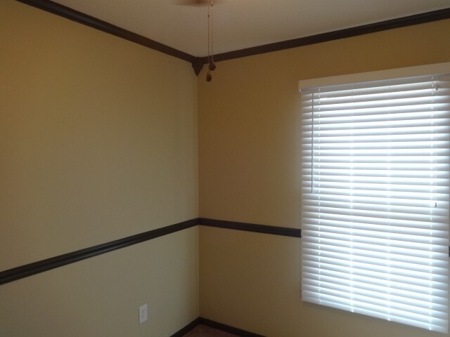 Building Photo - 2130 Winding Hollow Dr