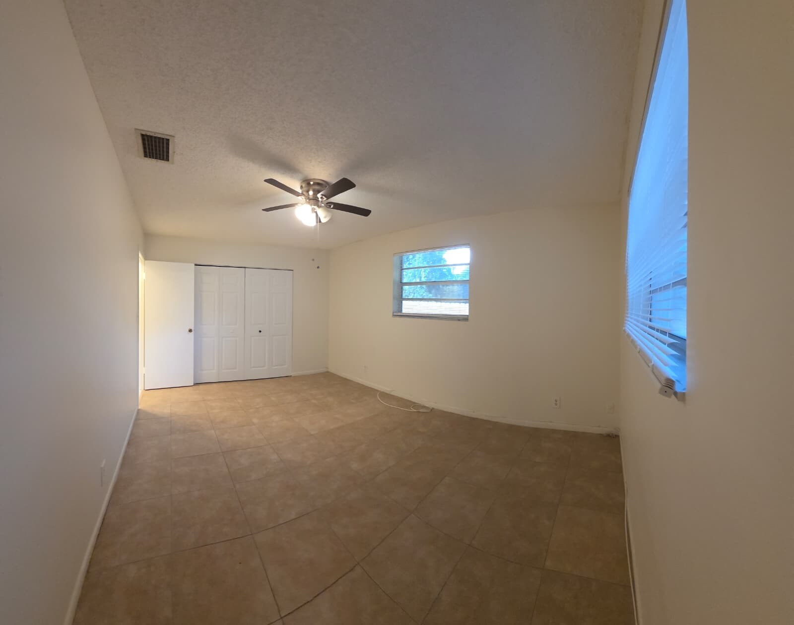 Building Photo - 2526 Taylor St