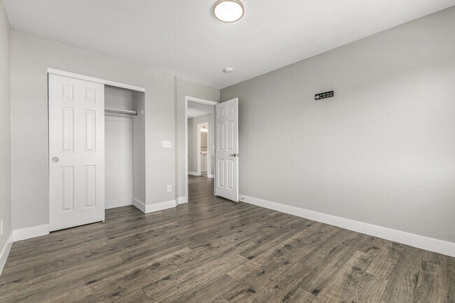 Building Photo - 3455 Grove St