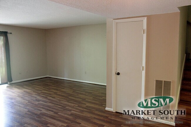 Building Photo - **APPLICATION PENDING!** WILMINGTON ISLAND...
