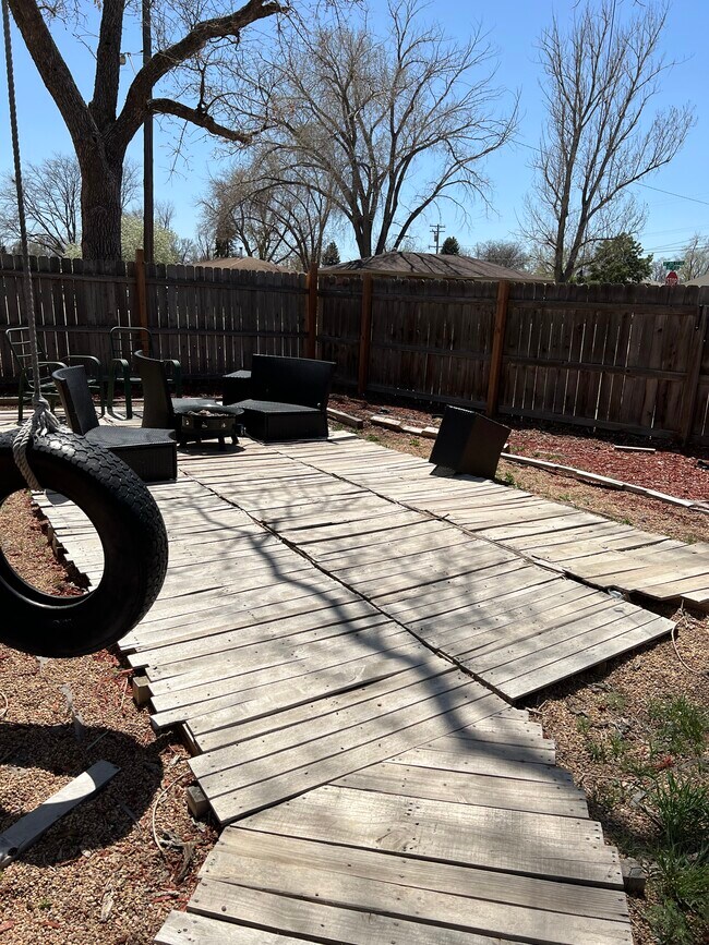 Building Photo - 1411 26th St