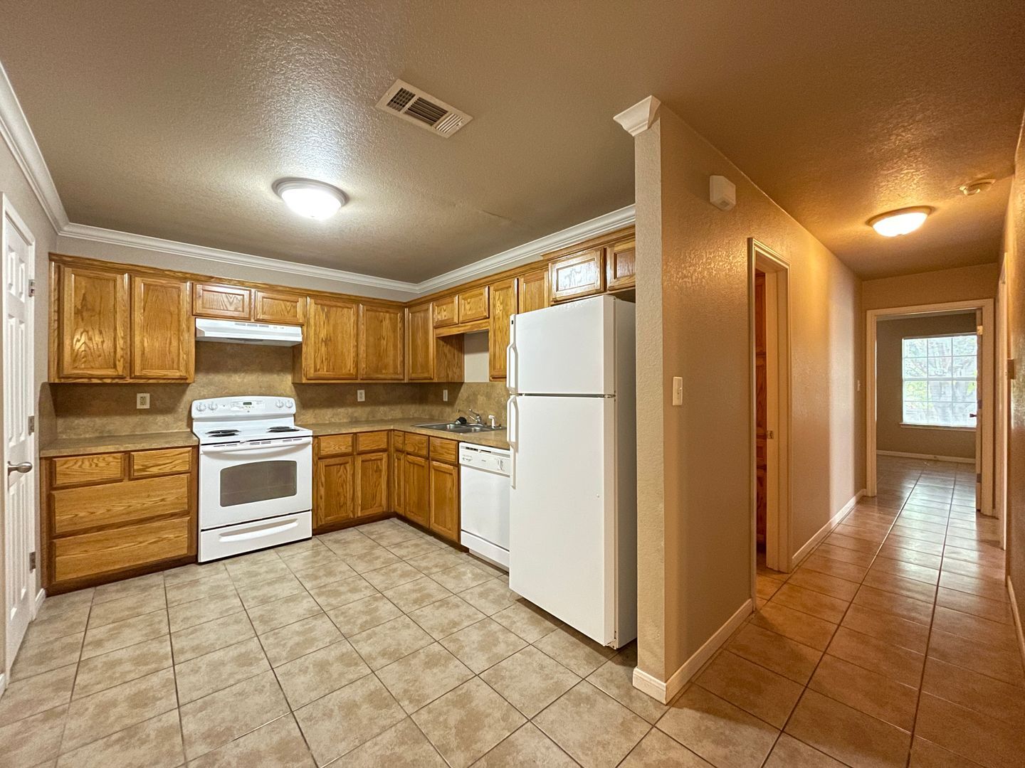 Building Photo - 1204 Powder River Dr