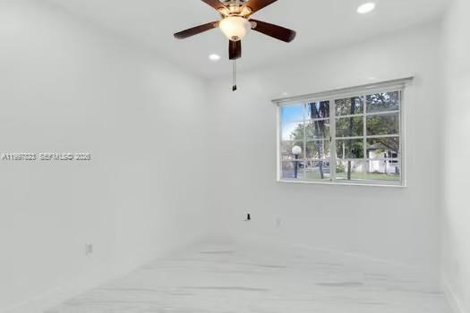 Building Photo - 4127 NE 30th St