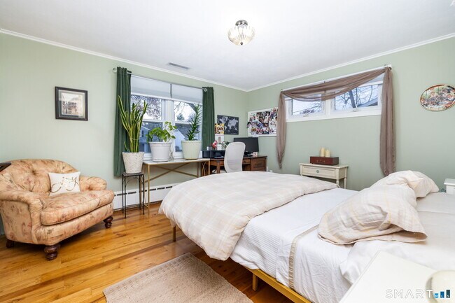 Building Photo - 14 Haynes Rd