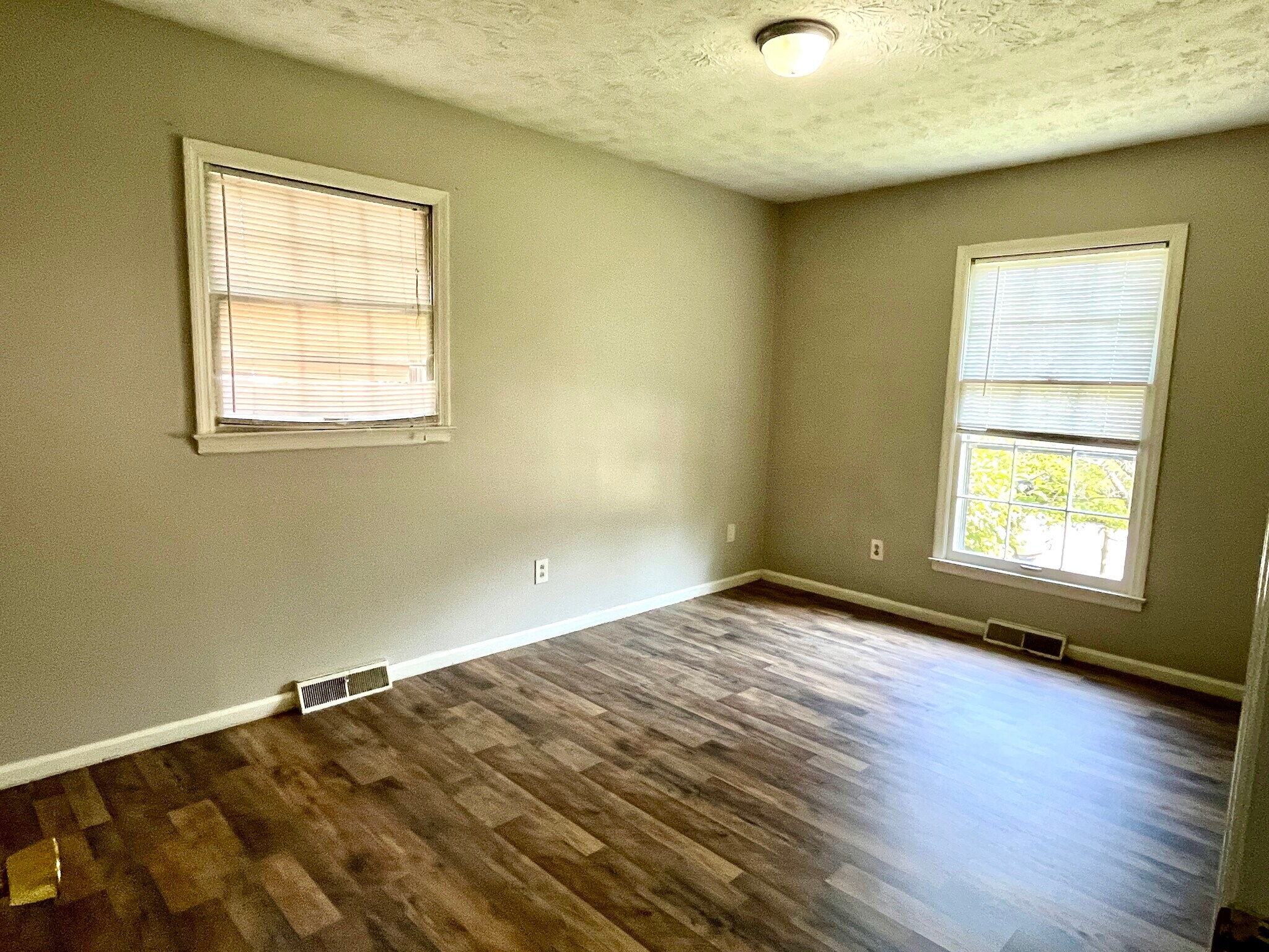 Building Photo - 3313 Tisdale Dr
