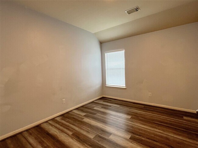 Building Photo - 4339 S Vineyard Mdw Ln
