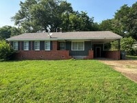 Building Photo - 2170 St Elmo Ave