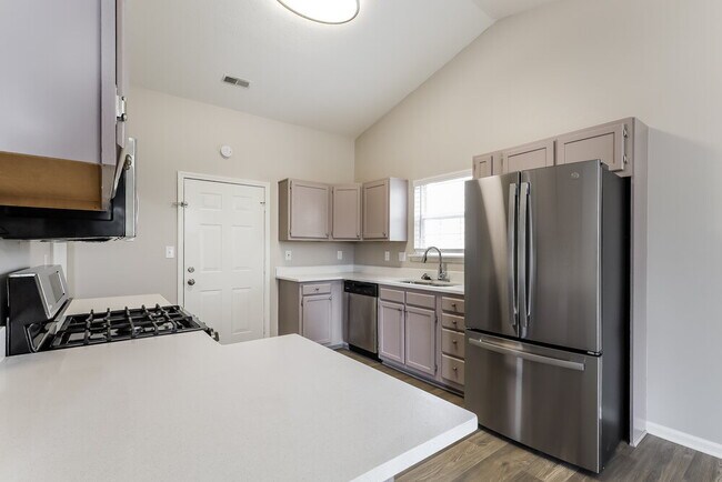 Building Photo - 329 Bear Story Blvd