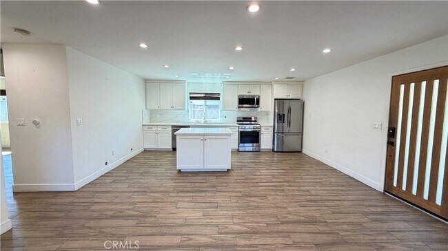 Building Photo - 7257 Wilbur Ave