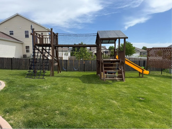 Building Photo - 4363 Memorial Cir