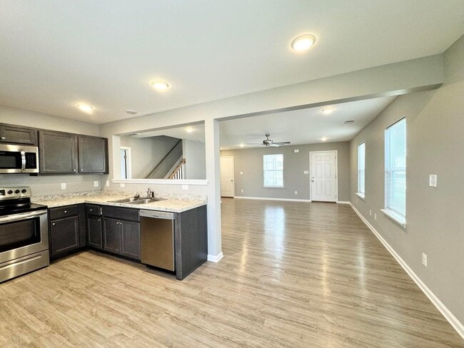 Building Photo - 8029 Driftwood Lp