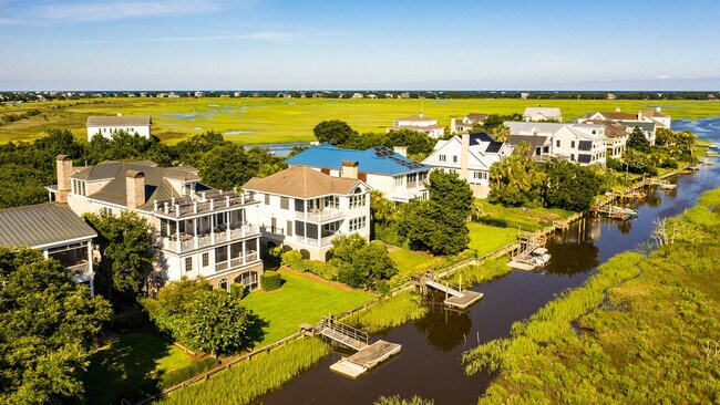 Building Photo - 15 Nautica Way