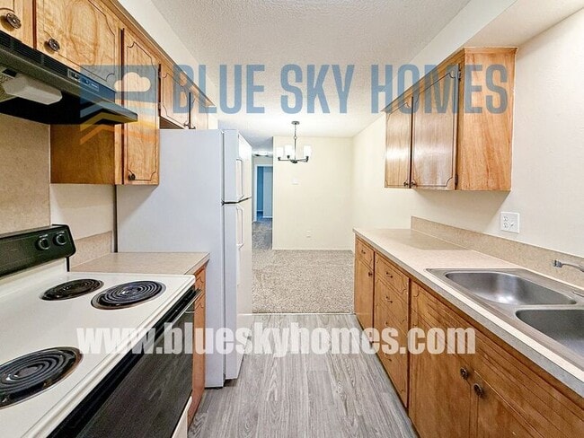 Building Photo - 1623 S Joyce St