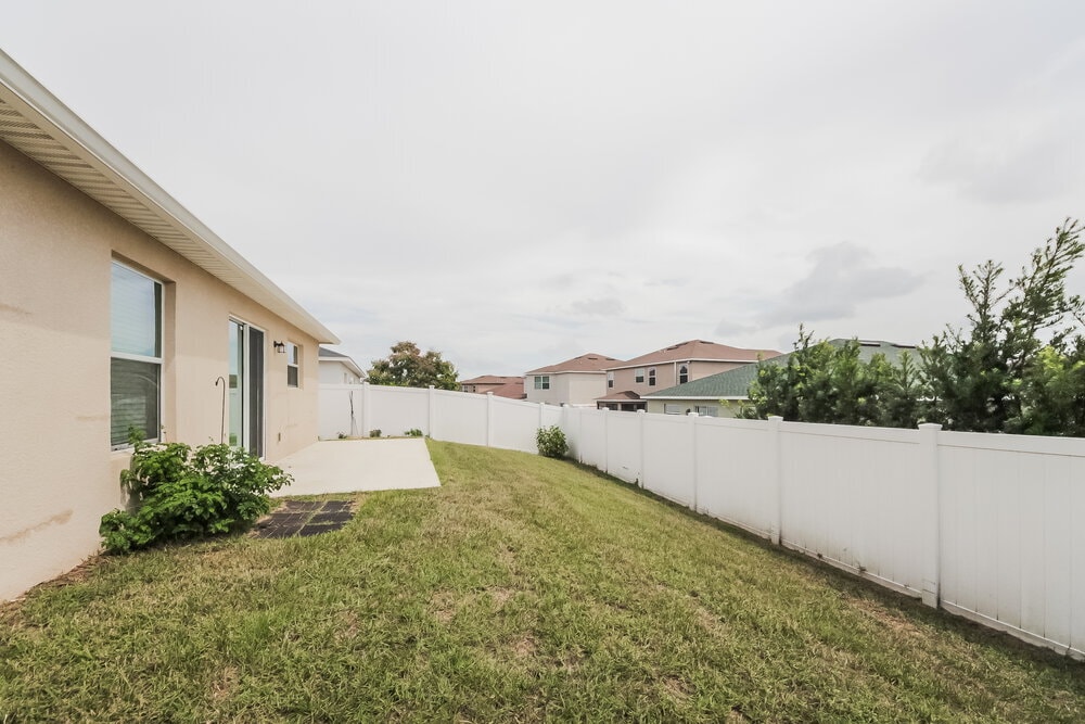 Building Photo - 13548 Pitanga St