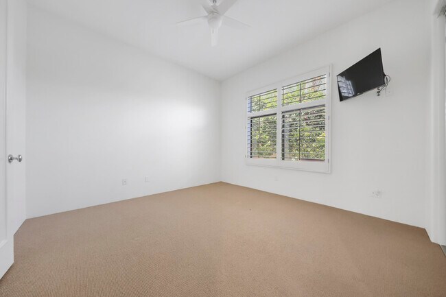 Building Photo - 75975 Gill Ct