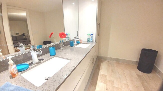 Building Photo - 468 Golden Isles Dr