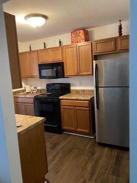 Building Photo - 725 Bellview Way